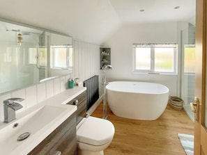 Towels - 3 bedroom accommodation in Tenby (Tenby)