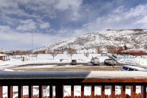 Property grounds - Park City | KBM Resorts | Walk to Main Street and to Park City Mountain, Hot Tub, On FREE Citywide Bus Route | Single Unit, 4 Bedrooms |  PPS-1416 (Park City)