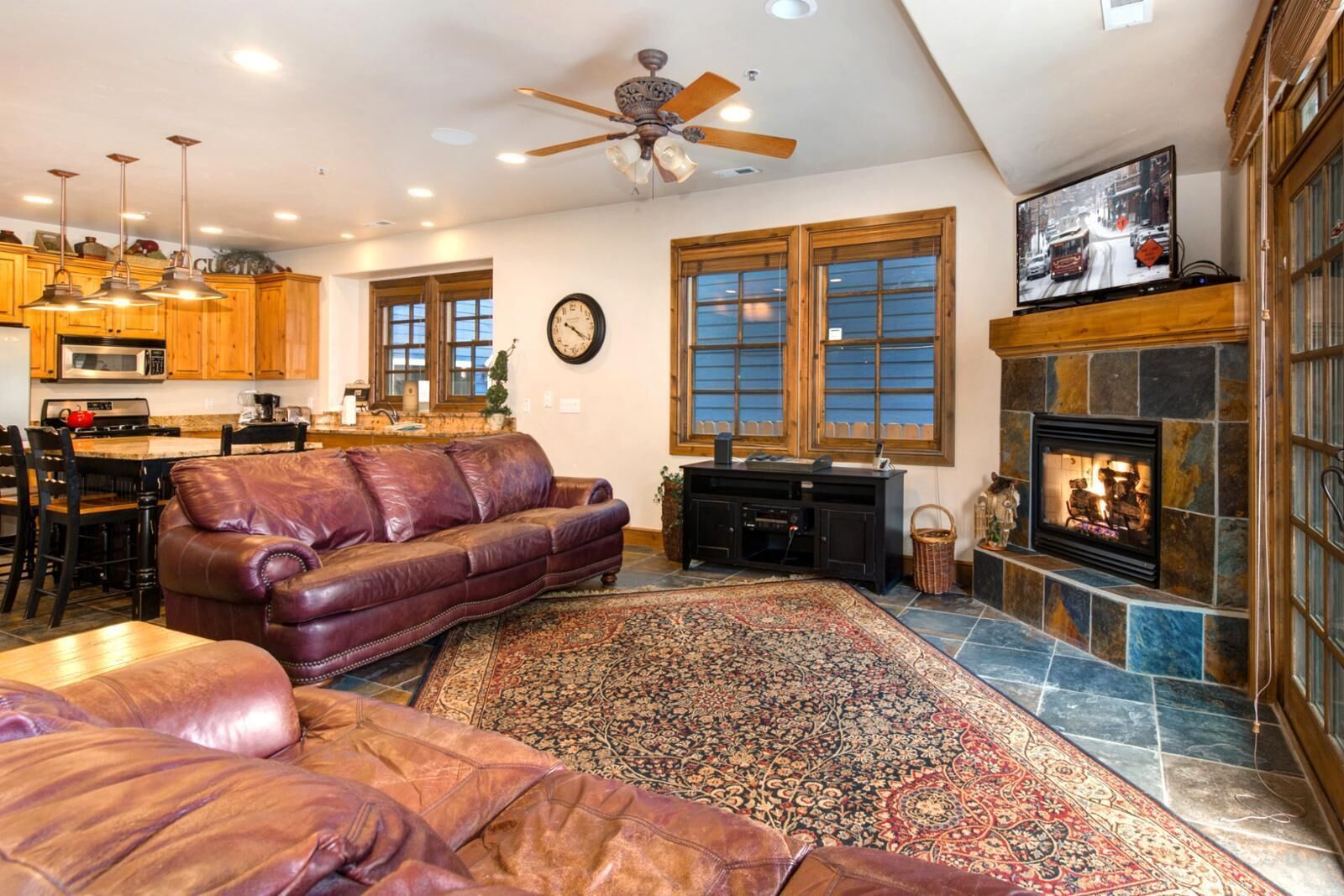 Flat-screen TV, fireplace
