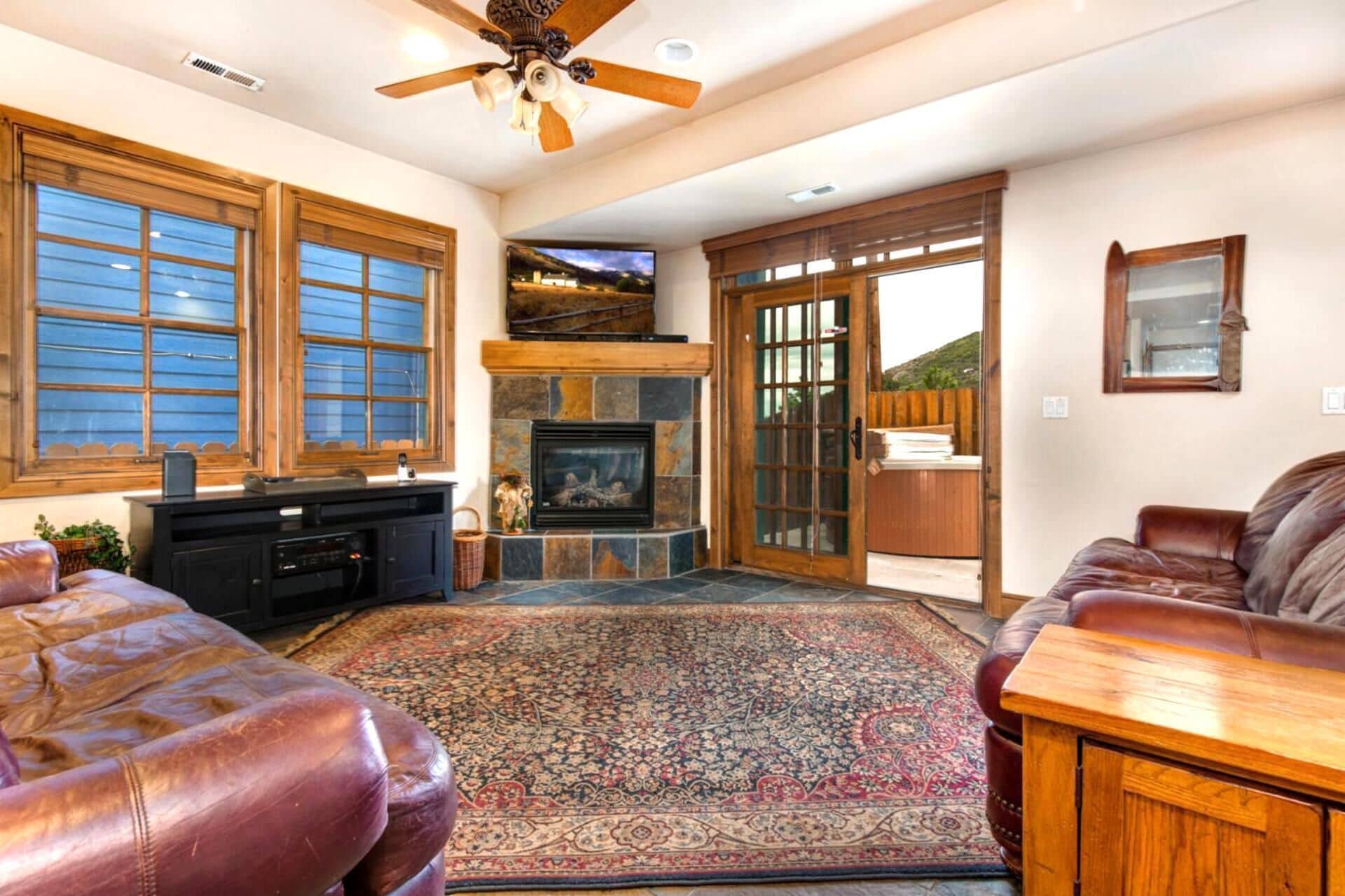 Flat-screen TV, fireplace