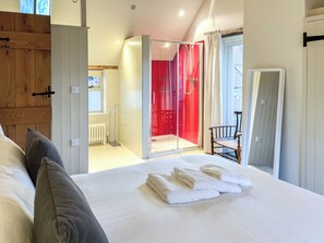 3 bedrooms, free WiFi, bed sheets - 3 bedroom accommodation in Helmsley (Helmsley)