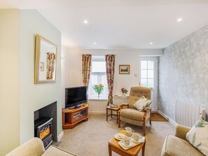 Living area - 2 bedroom accommodation in Flookburgh, near Grange-over-Sands (Flookburgh, near Grange-over-Sands)