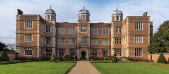 Alojamiento de 5 habitaciones en Near Lincoln
