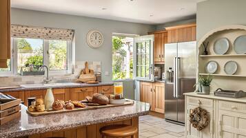 Dishwasher, highchair, freezer