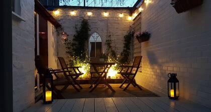 15 Brownlow Street - sleeps 3 guests in 2 bedrooms