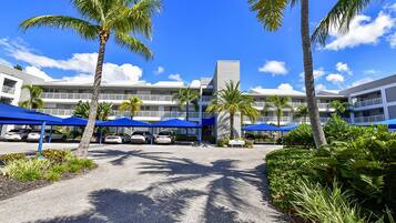 Studio (2 Bedrooms) | Interior