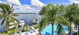 Harbor Villa Club 305 - 2012319