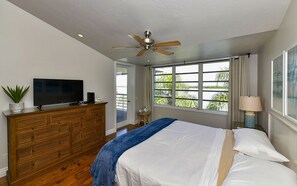 Studio (2 Bedrooms) | Interior - Harbor Villa Club 305 - 2012319 (Longboat Key)