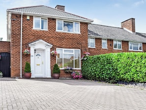 Exterior - 3 bedroom accommodation in Sutton Coldfield (Sutton Coldfield)