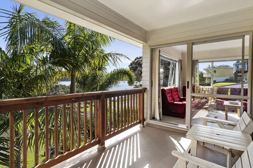 Ota Point Paradise - Whangaroa Holiday Home