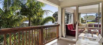 Ota Point Paradise - Whangaroa Holiday Home