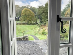 Interior - 3 bedroom accommodation in Bowness on Windermere (Bowness on Windermere)