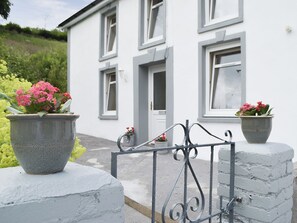 Exterior detail - 3 bedroom accommodation in Brechfa (Brechfa)