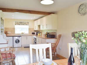 High chair - 3 bedroom accommodation in Brechfa (Brechfa)