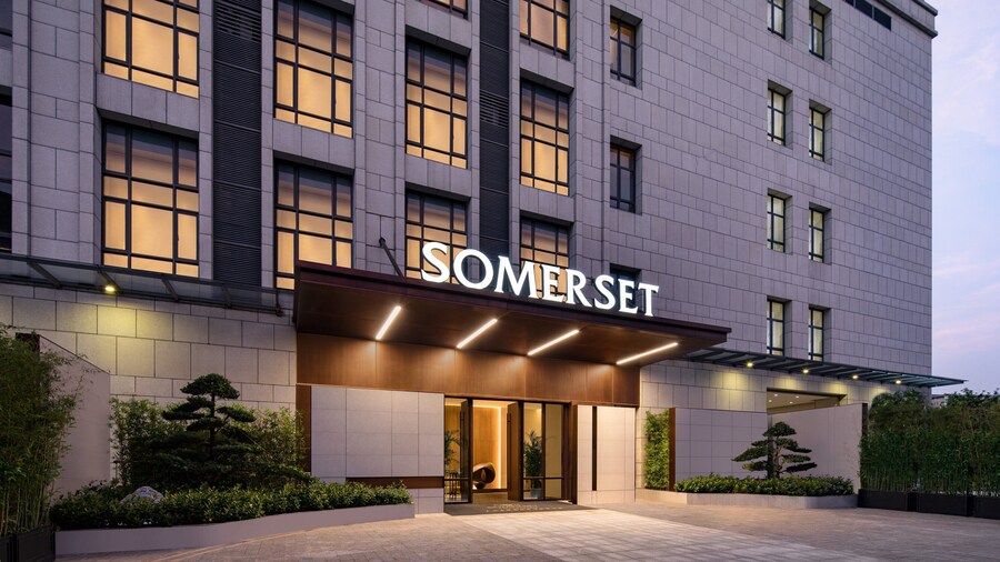 Somerset Haizhu Centre Guangzhou - Free shuttle bus to and from the exhibition hall during the Canton Fair