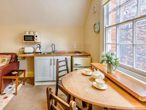 Freezer - 1 bedroom accommodation in Lincoln (Lincoln)