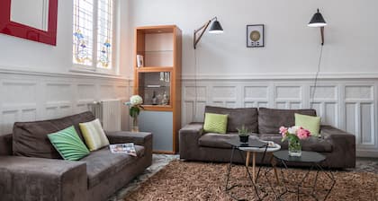 Chambre d'hÎtes "Notre Dame" vue sur le jardin. Petit déjeuner compris