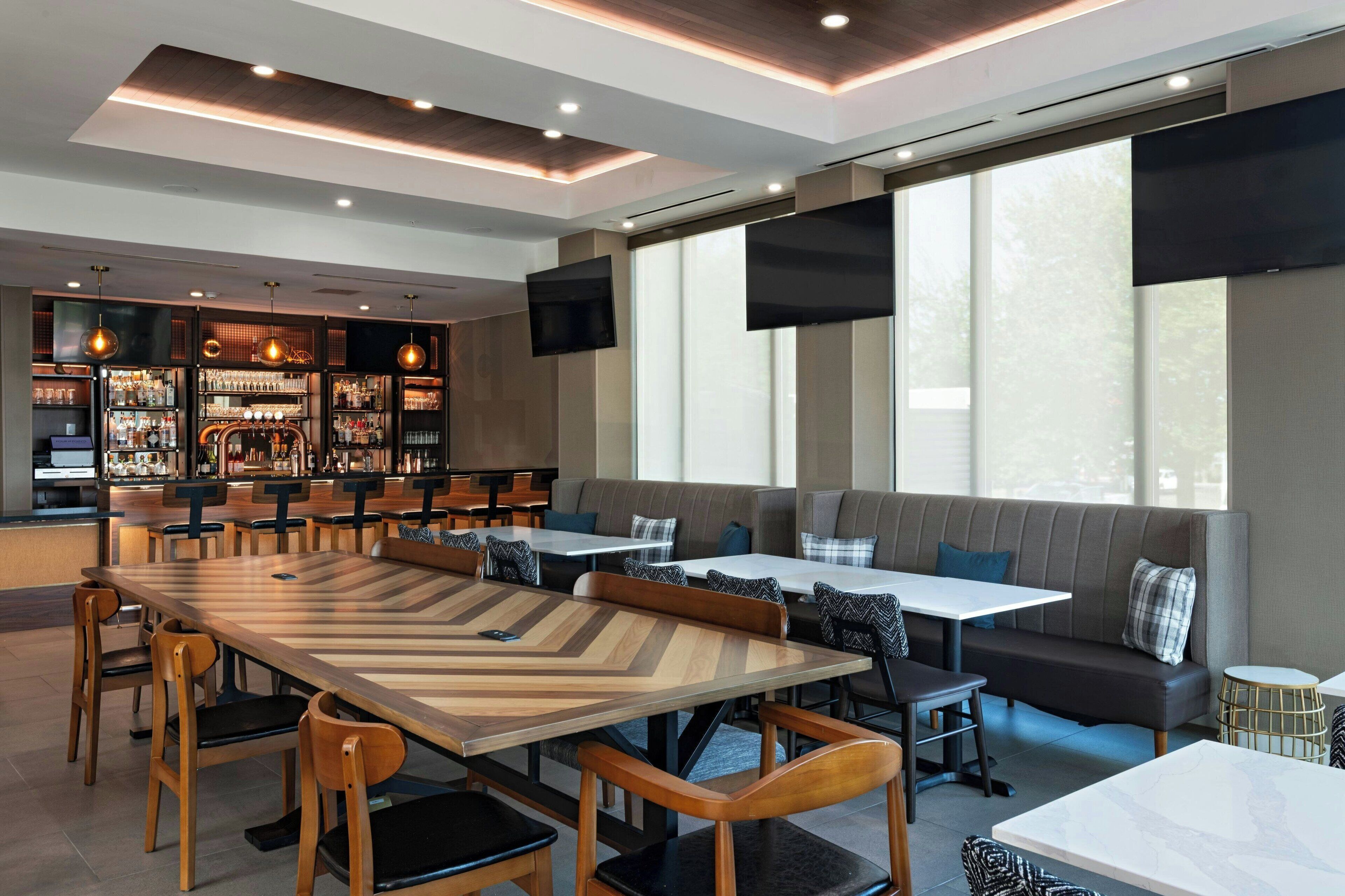 Foto - Four Points BY Sheraton Austin Airport