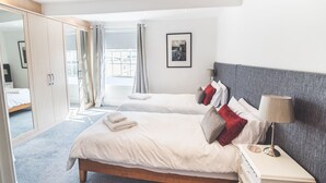 Apartment, Ensuite | 3 bedrooms - Top Storey (Dartmouth)