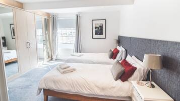 Căn hộ, có phòng tắm riêng | 3 phòng ngủ