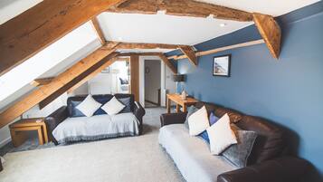 Apartment, Ensuite | Interior