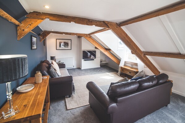 Apartment, Ensuite | Interior