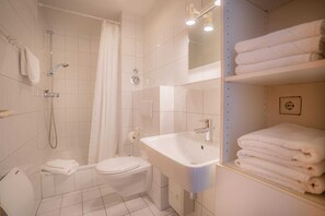 Unclassified image, 3 of 19, button