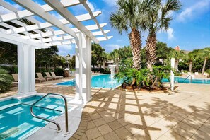 Pool - Baytowne Market Street (Miramar Beach)