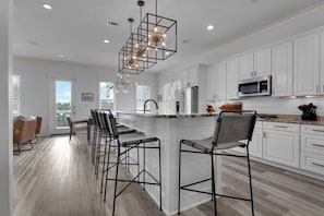Casa (Multiple Bedrooms) | Interior