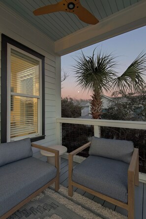 Casa (Multiple Bedrooms) | Parte interna