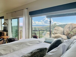 2 chambres, bureau, fer et planche à repasser, Wi-Fi gratuit