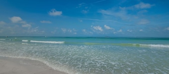New Listing Sunset Tropical Beach Bungallow