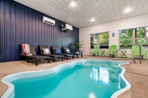 Indoor pool, outdoor pool