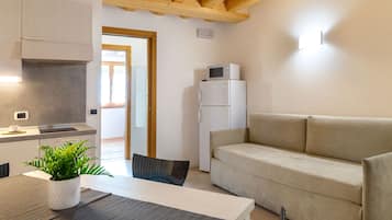 Télévision à écran plat de 43 pouces avec chaßnes par cùble, télévision