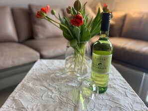 Unclassified image, 4 of 16, button