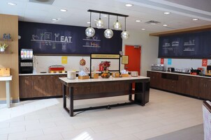 Desayuno buffet incluido todos los días 