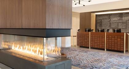 The Slate Denver, Tapestry Collection By Hilton