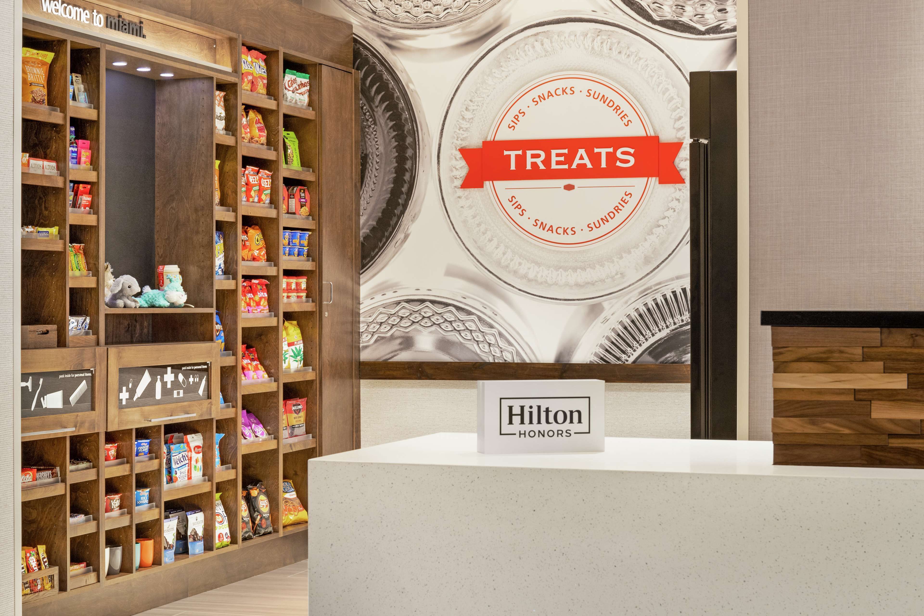 Photo - Hampton Inn & Suites Miami, Kendall, Executive Airport