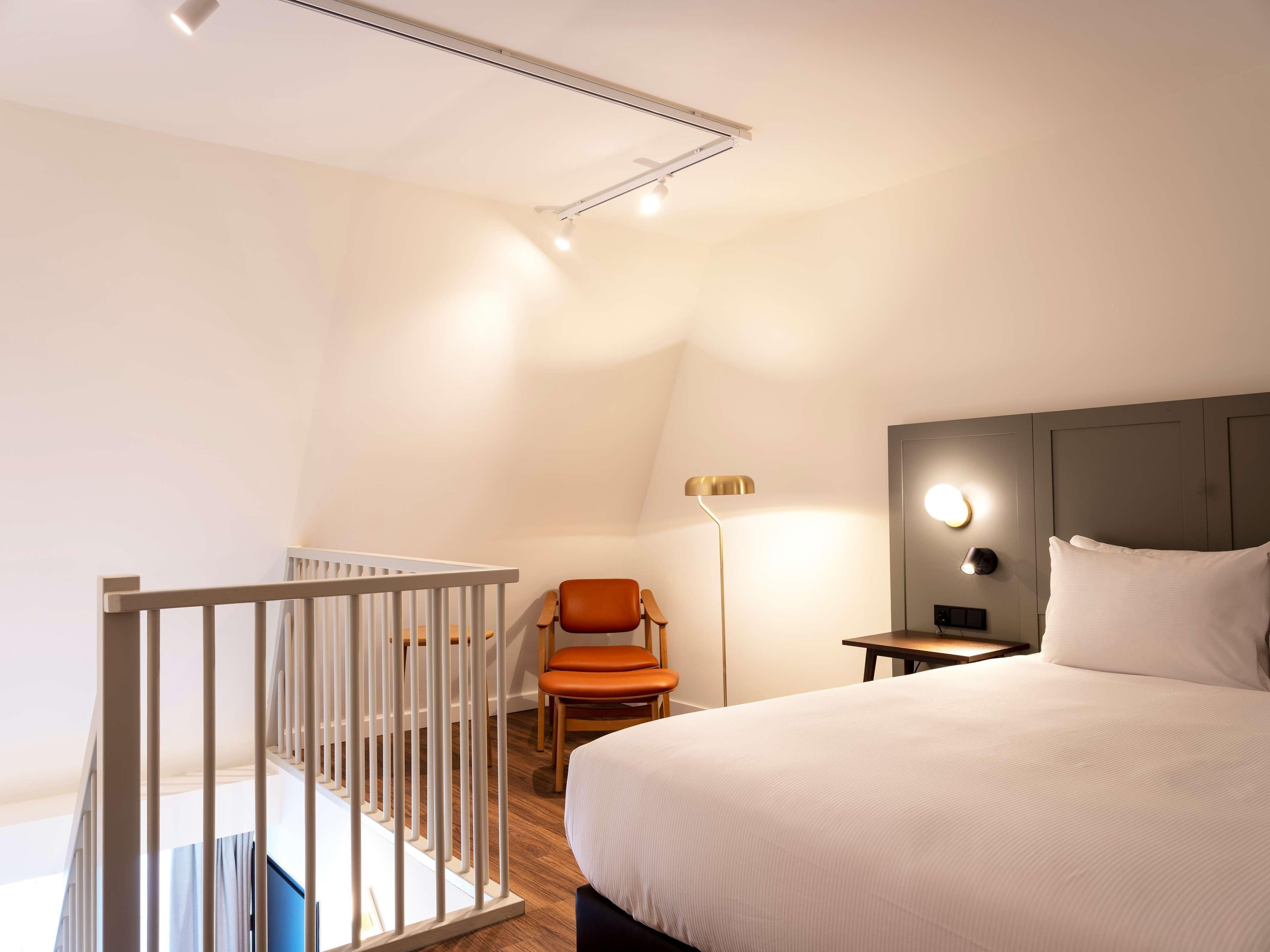 Down comforters, minibar, in-room safe, desk