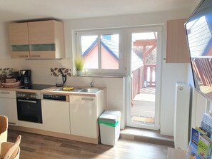 Fridge, oven, dishwasher, coffee/tea maker - Apartment 2 - Holiday home, Germany (Hanshagen)