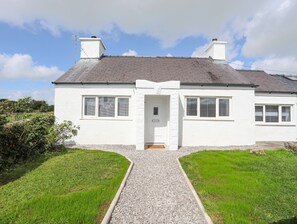 Cottage | Interior - Garnedd Rhos (Brynteg)