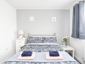 Interior - Garnedd Rhos (Brynteg)