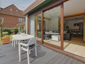 صورة غير مصنفة، 5 من 35، زرّ