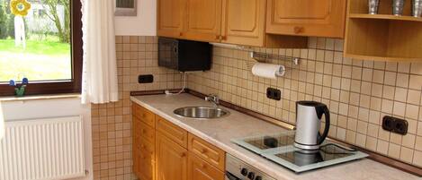 Fridge, microwave, oven