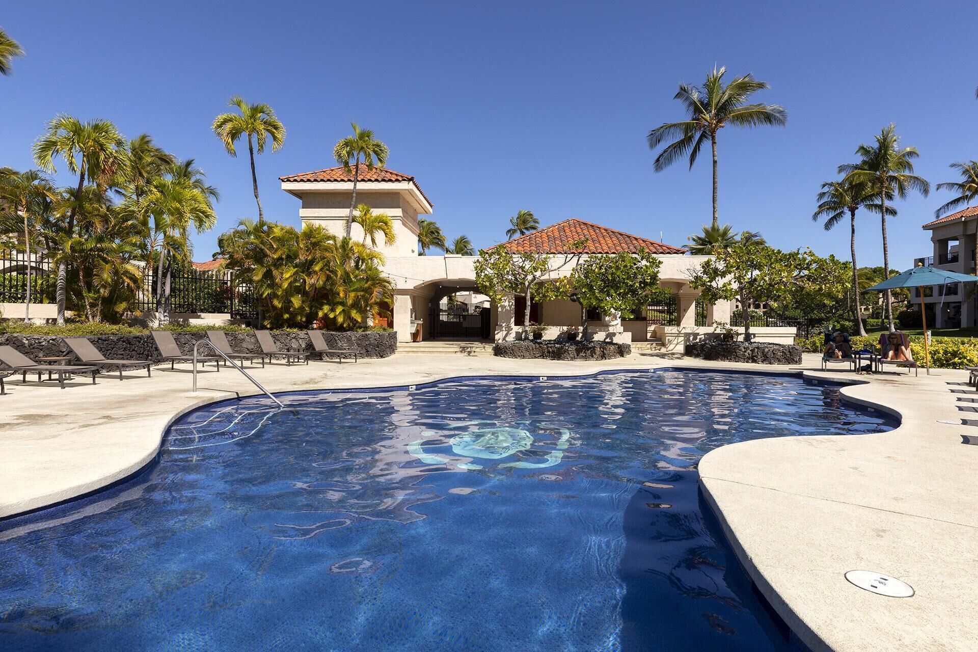 Breathtaking Mountain Views Beach Walk Condo w\/ Marble Bath