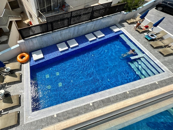 Seasonal outdoor pool