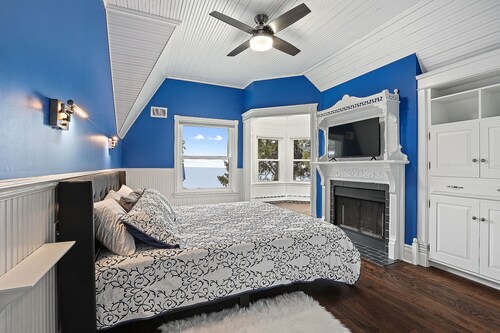 Ryder Cup! Lakefront Victorian with Carriage House