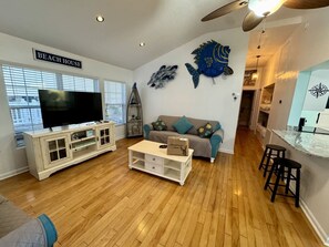 Smart TV, video games