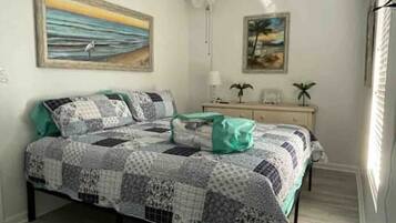 3 bedrooms, iron/ironing board, travel crib, free WiFi