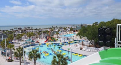 Ocean Lakes-Sleeps 6-Free Golf Cart Included-Pet-Friendly